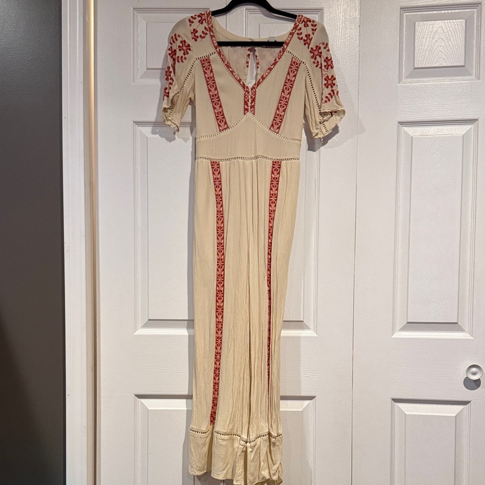 AE Embroidered Cream and Red Jumpsuit Women’s Size Small